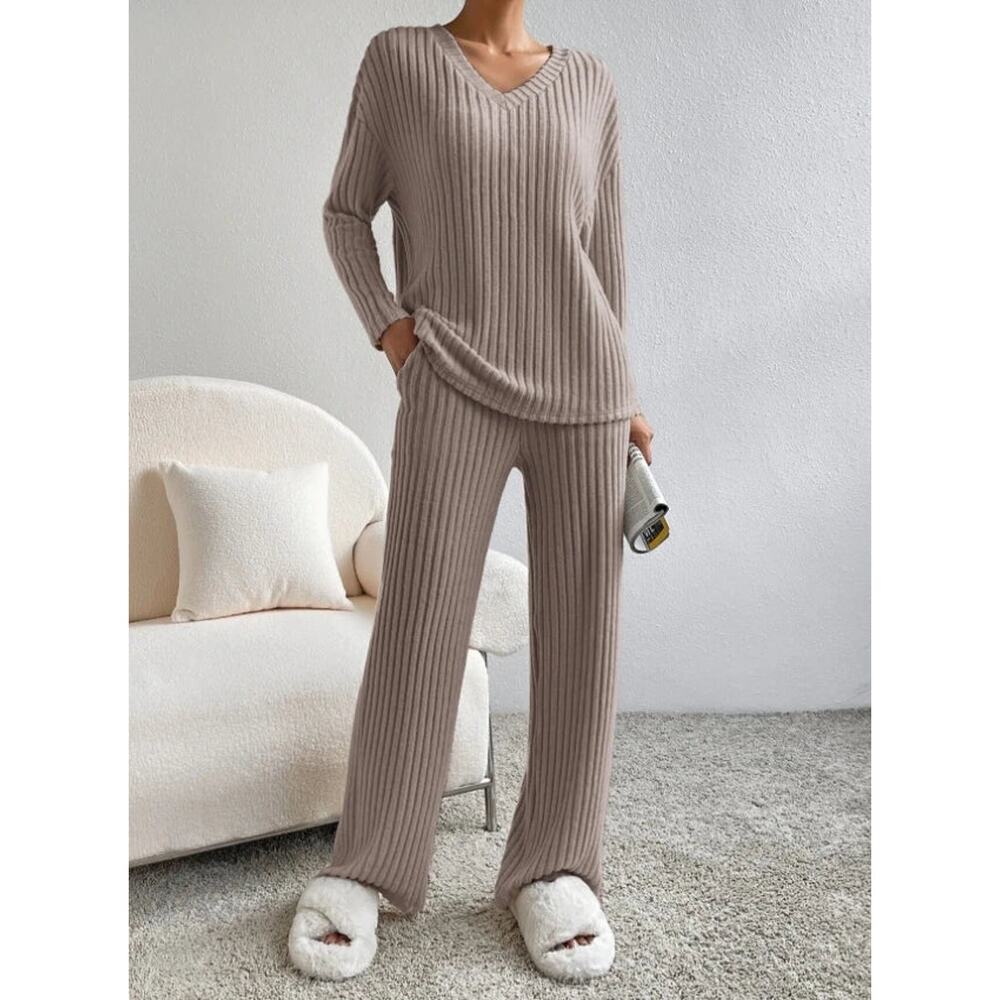 Casual 2-Piece Loungewear Set